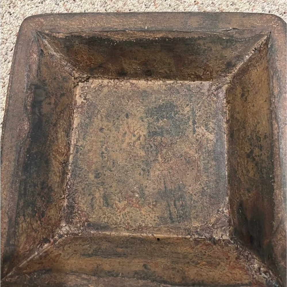 Rustic waxed Wooden Square Bowl - Picture 2 of 3